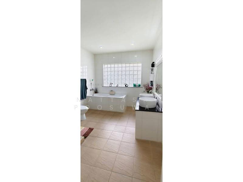 3-BR Villa, chon-buri, Poong, Bang Lamung (Pattaya), Chon Buri (Pattaya), 3 Bedrooms, 425 sqm, Villa For Sale, by Nattasak Poosuwan, 500590081 - DDproperty.com