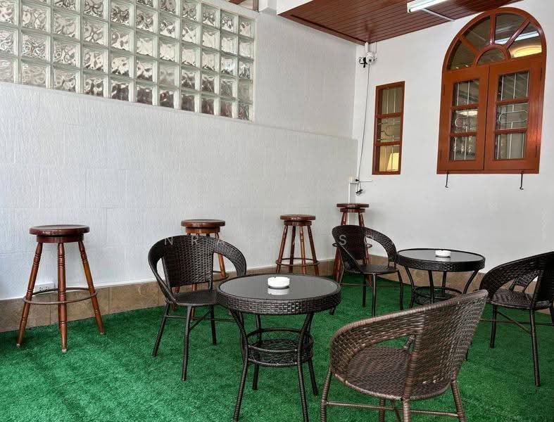 5-BR Townhouse, bangkok, Khlong Tan Nua, Watthana, Bangkok, 5 Bedrooms, 350 sqm, Townhouse For Rent, by Boonraksa Sopak, 500590096 - DDproperty.com