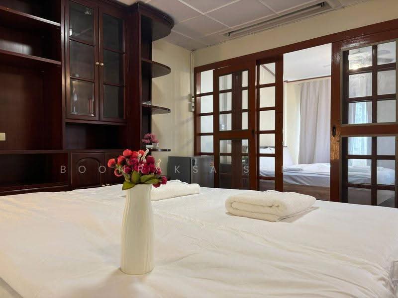 5-BR Townhouse, bangkok, Khlong Tan Nua, Watthana, Bangkok, 5 Bedrooms, 350 sqm, Townhouse For Rent, by Boonraksa Sopak, 500590096 - DDproperty.com