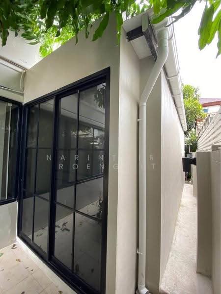 3-BR House, bangkok, Praborommaharatchawang, Phra Nakhon, Bangkok, 3 Bedrooms, 280 sqm, Single Detached House For Rent, by Narinthira Roengrit, 500590104 - DDproperty.com