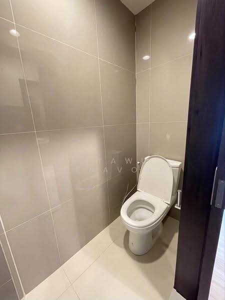 XT Huaikhwang, bangkok, 244 Ratchadaphisek Road, Huai Khwang, Bangkok, 1 Bedroom, 30 sqm, Condo For Rent, by Settawut Leenavong, 500590180 - DDproperty.com