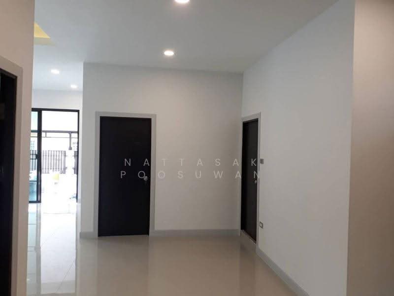 บ้าน 2-ห้องนอน, ชลบุรี, ศรีราชา, ชลบุรี, 250 ตร.ม., บ้านเดี่ยว ขาย, โดย Nattasak Poosuwan, 500590191 - DDproperty.com