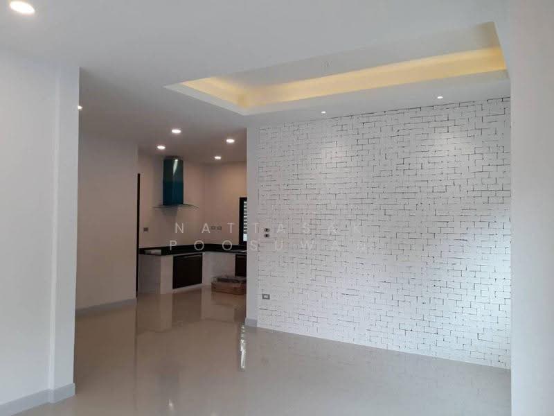2-BR House, chon-buri, Si Racha, Chon Buri (Pattaya), 2 Bedrooms, 250 sqm, Single Detached House For Sale, by Nattasak Poosuwan, 500590191 - DDproperty.com