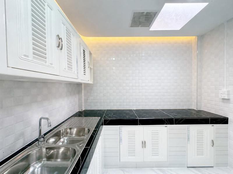 Baan Rajapruek 3, pathum-thani, Khlong Nung, Khlong Luang, Pathum Thani, 2 Bedrooms, 148 sqm, Townhouse For Sale, by พิมพ์นภัส ภูธนภัทร, 500590194 - DDproperty.com