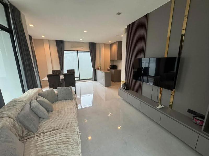 Bangkok Boulevard Bangna KM.5 : บางกอก บูเลอวาร์ด บางนา กม.5, สมุทรปราการ, ซอย บางนา-ตราด 37, บางแก้ว, บางพลี, สมุทรปราการ, 237 ตร.ม., บ้านเดี่ยว ให้เช่า, โดย Virin W., 500590204 - DDproperty.com