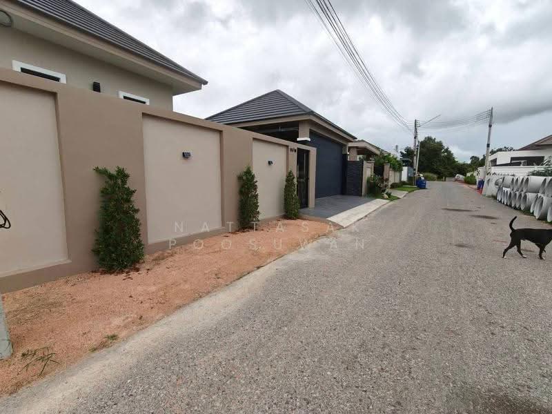 3-BR House, chon-buri, Poong, Bang Lamung (Pattaya), Chon Buri (Pattaya), 3 Bedrooms, 180 sqm, Single Detached House For Sale, by Nattasak Poosuwan, 500590206 - DDproperty.com