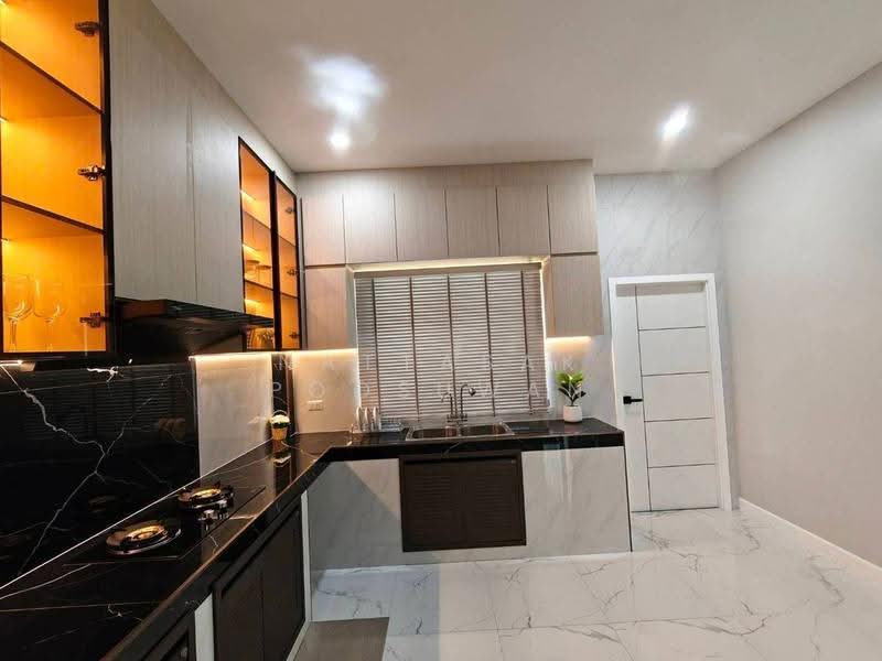 3-BR House, chon-buri, Poong, Bang Lamung (Pattaya), Chon Buri (Pattaya), 3 Bedrooms, 180 sqm, Single Detached House For Sale, by Nattasak Poosuwan, 500590206 - DDproperty.com