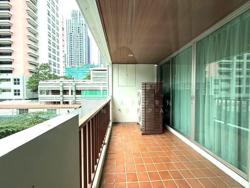Sathorn Gallery Residences, bangkok, 70 Pan Road, Silom, Bang Rak, Bangkok, 4 Bedrooms, 270 sqm, Condo For Rent, by Gochaporn Fongsupa, 500590219 - DDproperty.com