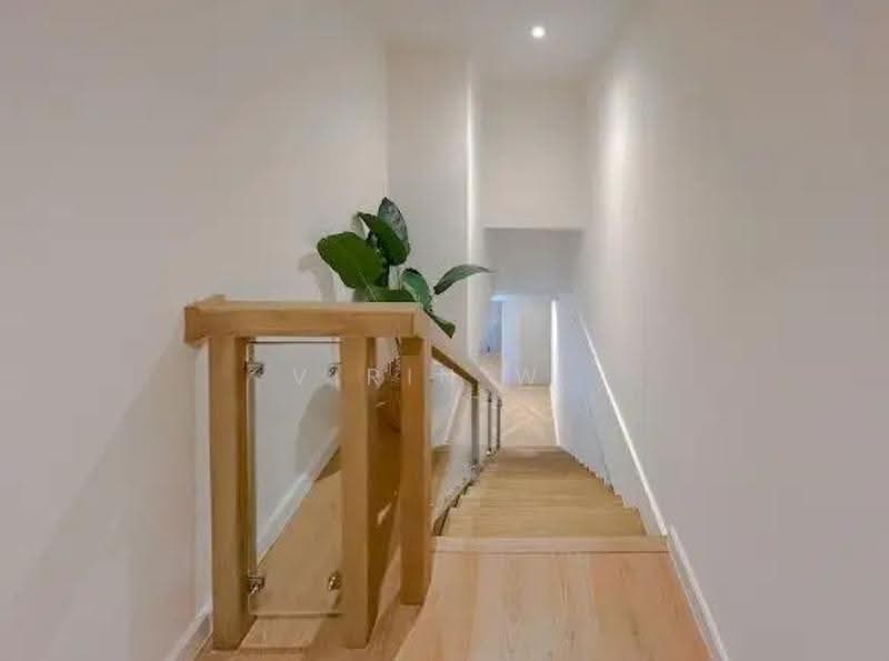 Sukhumvit Suite : สุขุมวิท สวีท, กรุงเทพ, 19 ซอยสุขุมวิท 13, คลองเตยเหนือ, วัฒนา, กรุงเทพ, 220 ตร.ม., คอนโด ให้เช่า, โดย Virin W., 500590277 - DDproperty.com