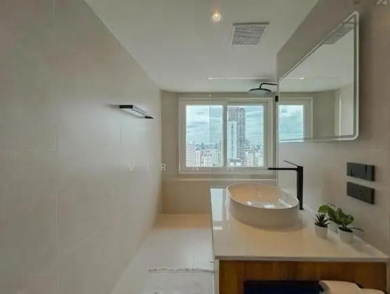 Sukhumvit Suite, bangkok, 19 Soi Sukhumvit 13, Khlongtoei Nua, Watthana, Bangkok, 4 Bedrooms, 220 sqm, Condo For Rent, by Virin W., 500590277 - DDproperty.com
