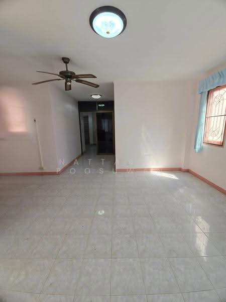 undefined, chon-buri, Nong Pru, Bang Lamung (Pattaya), Chon Buri (Pattaya), 4 Bedrooms, 200 sqm, Single Detached House For Sale, by Nattasak Poosuwan, 500590281 - DDproperty.com