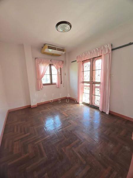 undefined, chon-buri, Nong Pru, Bang Lamung (Pattaya), Chon Buri (Pattaya), 4 Bedrooms, 200 sqm, Single Detached House For Sale, by Nattasak Poosuwan, 500590281 - DDproperty.com