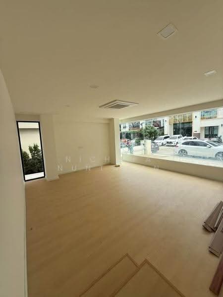 Regent Ratchada, bangkok, ประชาอุทิศ, Wang Thonglang, Bangkok, 10+ Bedrooms, 600 sqm, Single Detached House For Sale, by Nichapa Nuntapun, 500590307 - DDproperty.com