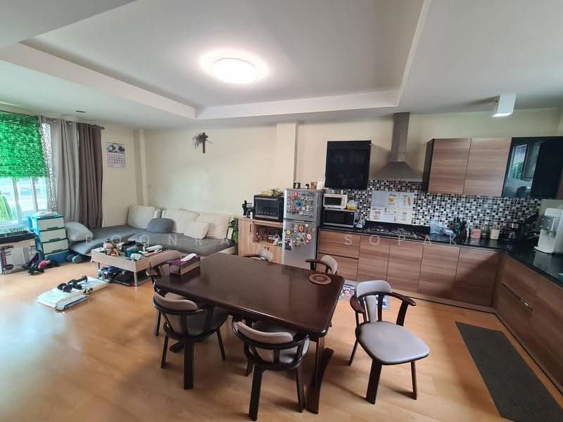 undefined, bangkok, Bang Chak, Phra Khanong, Bangkok, 3 Bedrooms, 311 sqm, Townhouse For Rent, by Boonraksa Sopak, 500590358 - DDproperty.com