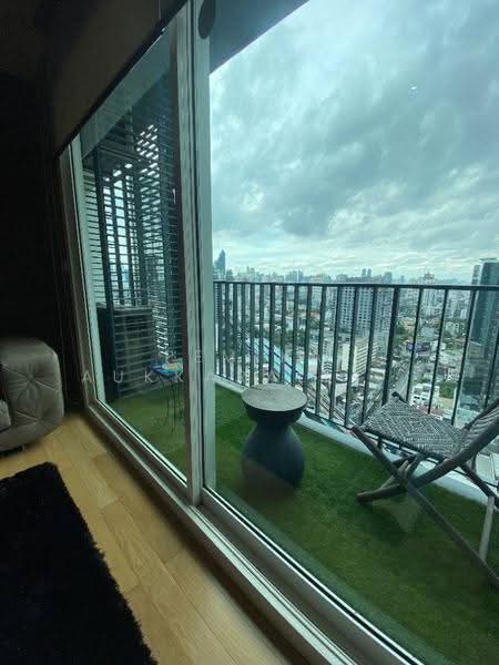 Siri At Sukhumvit, bangkok, 902 Sukhumvit Road, Phra Kanong, Khlong Toei, Bangkok, 2 Bedrooms, 68 sqm, Condo For Sale, by Pemika Aukkaraleekul, 500590371 - DDproperty.com