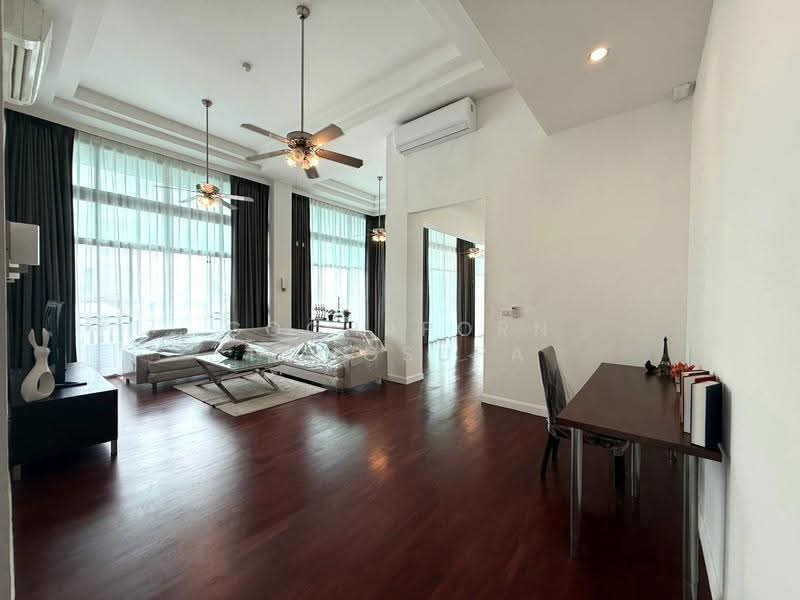 Sathorn Gallery Residences : สาทร แกลลอรี่ เรสซิเด้นซ์, กรุงเทพ, 70 Pan Road, สีลม, บางรัก, กรุงเทพ, 350 ตร.ม., คอนโด ให้เช่า, โดย Gochaporn Fongsupa, 500590399 - DDproperty.com