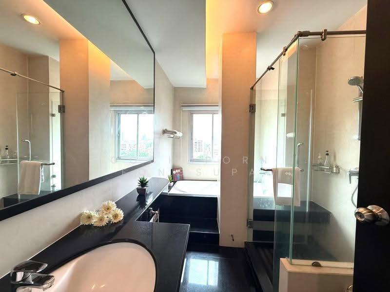 Sathorn Gallery Residences, bangkok, 70 Pan Road, Silom, Bang Rak, Bangkok, 4 Bedrooms, 350 sqm, Condo For Rent, by Gochaporn Fongsupa, 500590399 - DDproperty.com