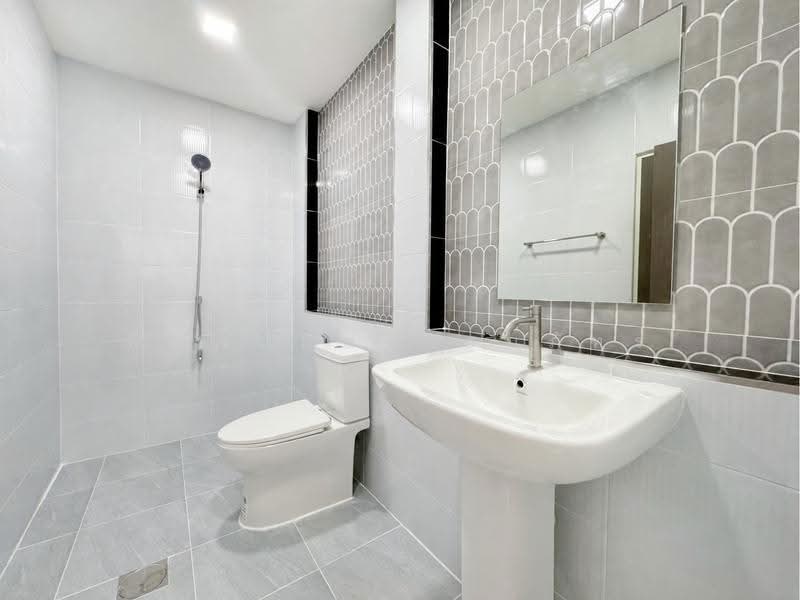 Ratchaphruek 2, Rangsit–Khlong Sam, Khlong Luang, Pathum Thani, pathum-thani, ถนนเลียบคลองสาม, Khlong Sam, Khlong Luang, Pathum Thani, 2 Bedrooms, 148 sqm, Townhouse For Sale, by พิมพ์นภัส ภูธนภัทร, 500590411 - DDproperty.com