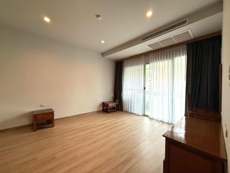 Baan Thirapa, bangkok, 9 Soi Phra Phinit, Thung Maha Mek, Sathon, Bangkok, 1 Bedroom, 75 sqm, Condo For Rent, by Gochaporn Fongsupa, 500590438 - DDproperty.com