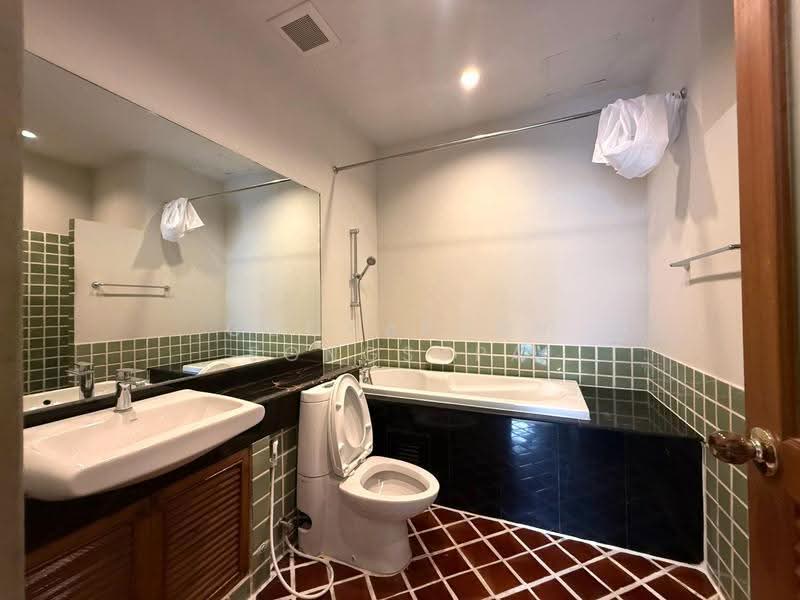 Baan Thirapa, bangkok, 9 Soi Phra Phinit, Thung Maha Mek, Sathon, Bangkok, 1 Bedroom, 75 sqm, Condo For Rent, by Gochaporn Fongsupa, 500590438 - DDproperty.com