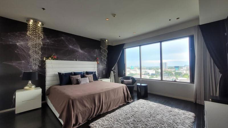 The Emporio Place, bangkok, 93 Soi Sukhumvit 24, Sukhumvit Road, Khong Tan, Khlong Toei, Bangkok, 3 Bedrooms, 161 sqm, Condo For Rent, by Hathaichanok Saenset, 500590518 - DDproperty.com