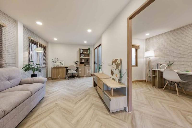 3-BR House, bangkok, Khlong Chaokhun Sing, Wang Thonglang, Bangkok, 3 Bedrooms, 150 sqm, Single Detached House For Sale, by Pemika Aukkaraleekul, 500590519 - DDproperty.com
