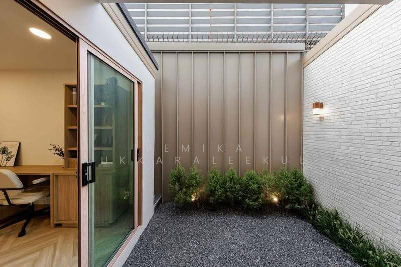 3-BR House, bangkok, Khlong Chaokhun Sing, Wang Thonglang, Bangkok, 3 Bedrooms, 150 sqm, Single Detached House For Sale, by Pemika Aukkaraleekul, 500590519 - DDproperty.com