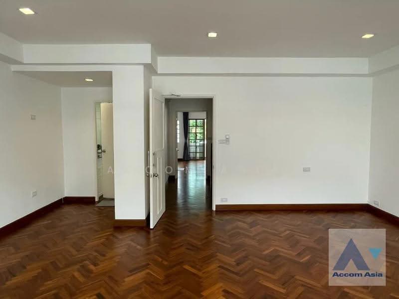 Home Office 6 Bedrooms Townhouse for Rent in Sukhumvit, Bangkok near BTS Phra khanong - ARL Ramkhamh, กรุงเทพ, คลองตันเหนือ, วัฒนา, กรุงเทพ, 200 ตร.ม., บ้านเดี่ยว ให้เช่า, โดย Accom Asia, 500590650 - DDproperty.com