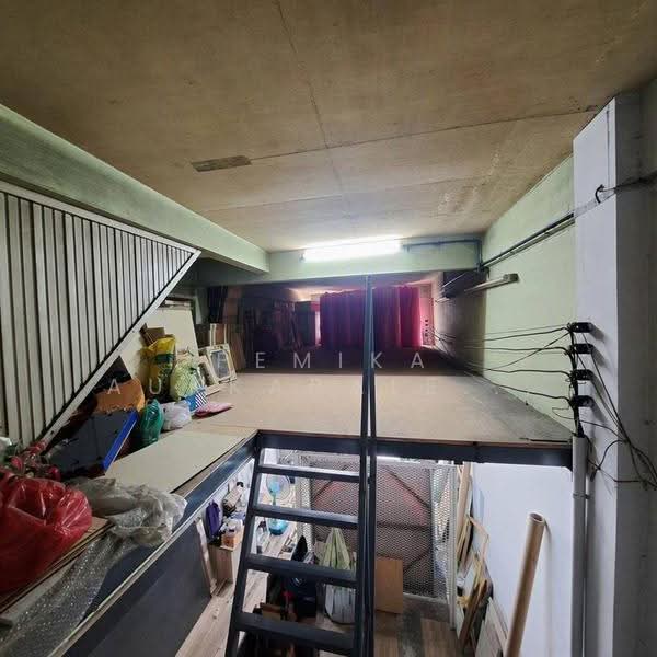 3-BR House, bangkok, Lat Phrao, Bangkok, 3 Bedrooms, 204 sqm, Single Detached House For Sale, by Pemika Aukkaraleekul, 500590691 - DDproperty.com