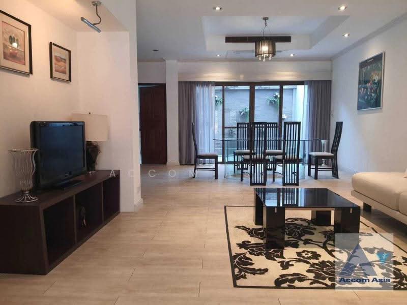 Fully Furnished, Pet friendly 3 Bedrooms House for Rent in Sukhumvit, Bangkok near BTS Phrom Phong, bangkok, Khlong Tan Nua, Watthana, Bangkok, 3 Bedrooms, 400 sqm, Single Detached House For Rent, by Accom Asia, 500590696 - DDproperty.com
