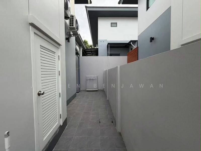 Patta Element, chon-buri, Ta Khian Tia, Bang Lamung (Pattaya), Chon Buri (Pattaya), 4 Bedrooms, 250 sqm, Villa For Rent, by JaoBen Benjawan, 500590724 - DDproperty.com