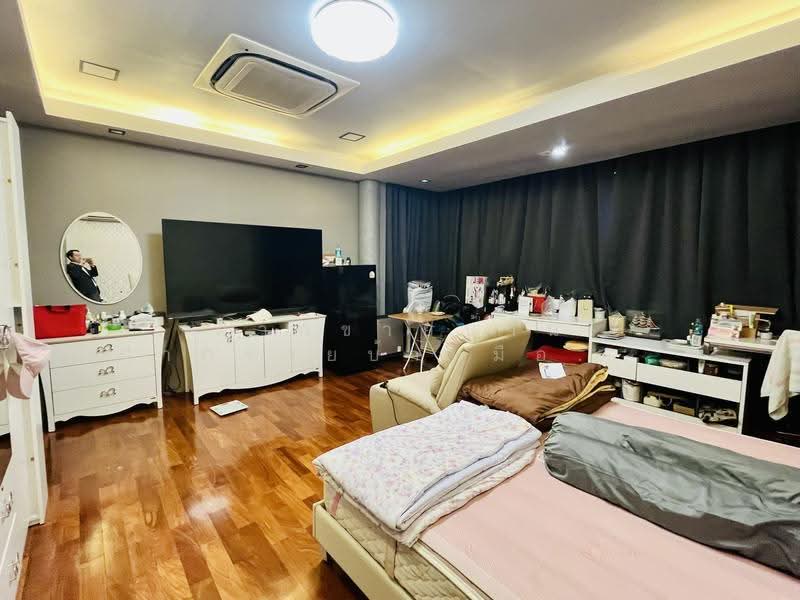 ขายบ้าน/ออฟฟิศ/โกดัง รวม 740ตร.ม. ซอยรามอินทรา38 แยก9 ใกล้ตลาดเลียบด่วนและทางด่วน 198ตร.วา, bangkok, รามอินทรา, Ram Inthra, Khan Na Yao, Bangkok, 4 Bedrooms, 750 sqm, Single Detached House For Sale, by ฝากขายบ้าน ฝากขายบ้านมือสอง ฝากขายอสัง Realty HuB, 500590731 - DDproperty.com