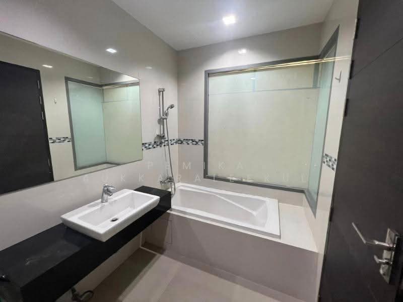 IDEO Q Phayathai, bangkok, 138 Phayathai Road, Thung Phaya Thai, Ratchathewi, Bangkok, 2 Bedrooms, 70 sqm, Condo For Sale, by Pemika Aukkaraleekul, 500590884 - DDproperty.com