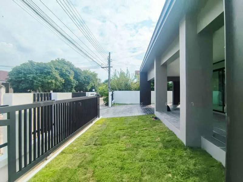 Chonlada Bangbuathong, nonthaburi, Bang Kruai - Sai Noi Road, Bang Bua Thong, Nonthaburi, 3 Bedrooms, 234 sqm, Single Detached House For Sale, by ชลิภา ชัยยะกุลภา, 500590909 - DDproperty.com