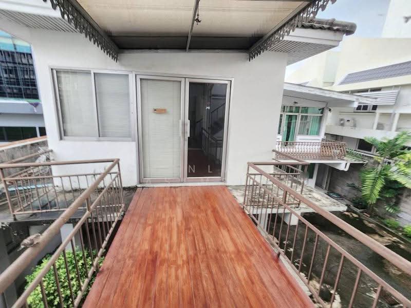 ออฟฟิศ/สำนักงาน เอกมัย_สุขุมวิท71, กรุงเทพ, สุขุมวิท, คลองตันเหนือ, วัฒนา, กรุงเทพ, 500 ตร.ม., สำนักงาน ขาย, โดย Chonlada Nakasemsuwan, 500590913 - ชั้น2 ห้องประชุม หรืออื่นๆ... - DDproperty.com