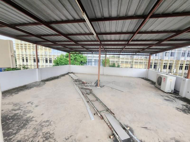 Office Ekamai_Sukhumvit71, bangkok, สุขุมวิท, Khlong Tan Nua, Watthana, Bangkok, , 500 sqm, Office Space For Sale, by Chonlada Nakasemsuwan, 500590913 - ดาดฟ้า - DDproperty.com