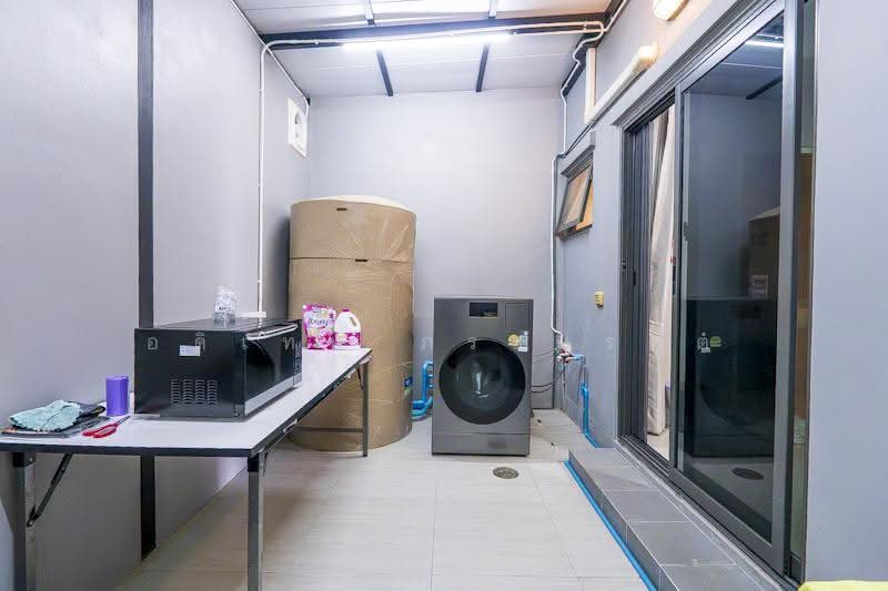 Baan Klang Muang Sukhumvit-Onnut : บ้านกลางเมือง สุขุมวิท อ่อนนุช, กรุงเทพ, Soi On Nut 70/1, ประเวศ, กรุงเทพ, 115 ตร.ม., ทาวน์เฮ้าส์ ขาย, โดย อดิเทพ ภระมรทัต, 500590936 - DDproperty.com