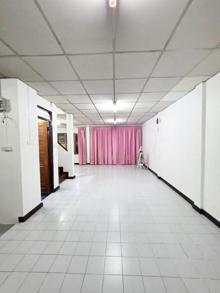 พรทวีวิลล่า2 ลาดพร้าว, กรุงเทพ, คลองจั่น, บางกะปิ, กรุงเทพ, 100 ตร.ม., ทาวน์เฮ้าส์ ขาย, โดย The Best Property เคน, 500590993 - DDproperty.com