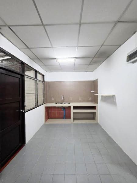 พรทวีวิลล่า2 ลาดพร้าว, bangkok, Khlong Chan, Bang Kapi, Bangkok, 2 Bedrooms, 100 sqm, Townhouse For Sale, by The Best Property เคน, 500590993 - DDproperty.com