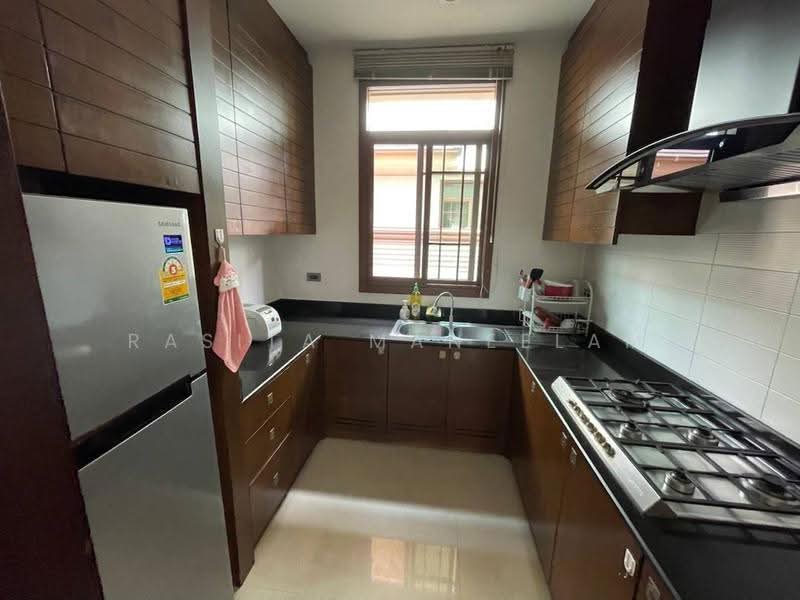 Narasiri Pattanakarn-Srinakarin, bangkok, 878 Soi Srinakarin 20, Khlong Chan, Bang Kapi, Bangkok, 3 Bedrooms, 550 sqm, Single Detached House For Rent, by Rasita Maneelam, 500590997 - DDproperty.com
