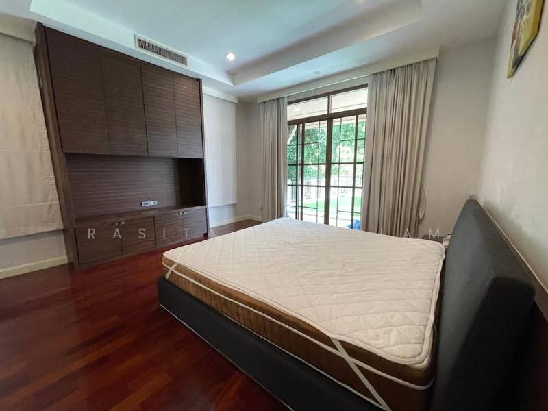 Narasiri Pattanakarn-Srinakarin, bangkok, 878 Soi Srinakarin 20, Khlong Chan, Bang Kapi, Bangkok, 3 Bedrooms, 550 sqm, Single Detached House For Rent, by Rasita Maneelam, 500590997 - DDproperty.com