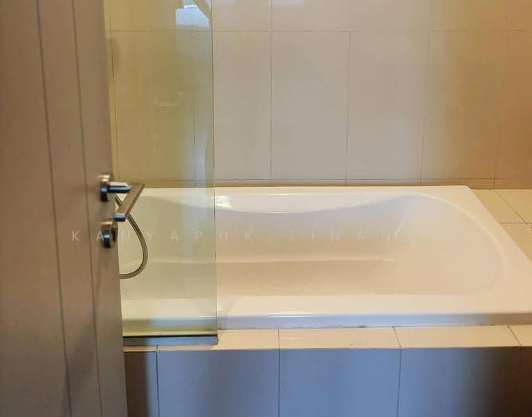 Oka Haus Sukhumvit 36 : โอกะ เฮ้าส์ สุขุมวิท 36, กรุงเทพ, 3399 ถนนพระรามที่ ๔, คลองตัน, คลองเตย, กรุงเทพ, 36 ตร.ม., คอนโด ให้เช่า, โดย Kanyapuk Tinanop, 500591055 - DDproperty.com
