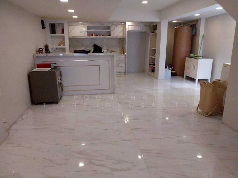 4-BR House, bangkok, Bang Chun, Khlong Sam Wa, Bangkok, 4 Bedrooms, 300 sqm, Single Detached House For Sale, by Poomphat Tienthongsakul, 500591091 - DDproperty.com
