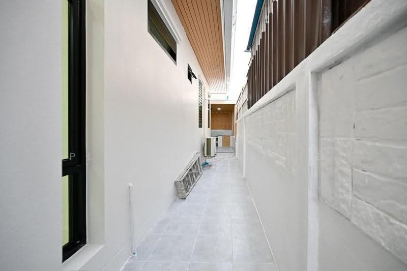 3 Bedroom Modern House for Sale Nern Plub Wan East Pattaya, Chon Buri (Pattaya), Nong Pru, Bang Lamung (Pattaya), Chon Buri (Pattaya), 3 Bedrooms, 220 sqm, Single Detached House For Sale, by PLC real estate, 500591174 - DDproperty.com