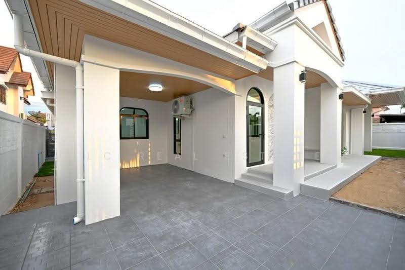 3 Bedroom Modern House for Sale Nern Plub Wan East Pattaya, Chon Buri (Pattaya), Nong Pru, Bang Lamung (Pattaya), Chon Buri (Pattaya), 3 Bedrooms, 220 sqm, Single Detached House For Sale, by PLC real estate, 500591174 - DDproperty.com