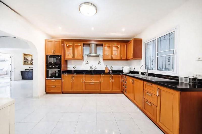 4-BR House, chon-buri, Nong Pru, Bang Lamung (Pattaya), Chon Buri (Pattaya), 4 Bedrooms, 265 sqm, Single Detached House For Sale, by Nattasak Poosuwan, 500591195 - DDproperty.com