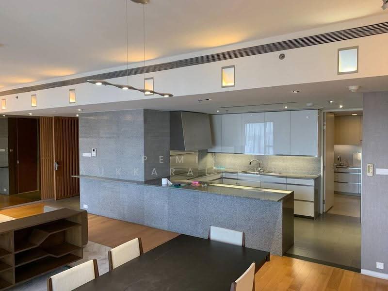 The Met Sathorn, bangkok, 123 South Sathorn Road, Thung Maha Mek, Sathon, Bangkok, 3 Bedrooms, 199 sqm, Condo For Sale, by Pemika Aukkaraleekul, 500591213 - DDproperty.com