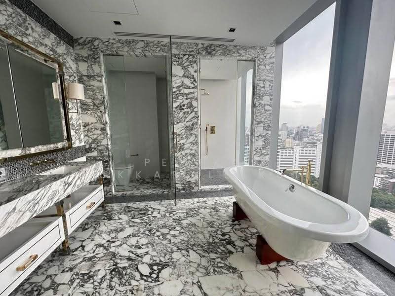 The Ritz-Carlton Residences : เดอะ ริซท์-คาร์ลตัน เรสซิเดนเซส, กรุงเทพ, 114 ถ.นราธิวาสราชนครินทร์, สีลม, บางรัก, กรุงเทพ, 211 ตร.ม., คอนโด ขาย, โดย Pemika Aukkaraleekul, 500591222 - DDproperty.com