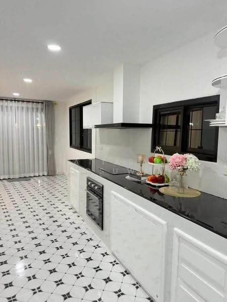 undefined, chon-buri, Nong Pru, Bang Lamung (Pattaya), Chon Buri (Pattaya), 3 Bedrooms, 204 sqm, Single Detached House For Sale, by Nattasak Poosuwan, 500591223 - DDproperty.com