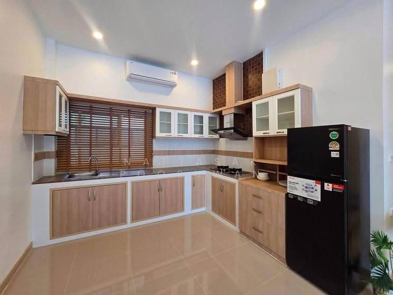 3-BR House, chon-buri, Nong Pru, Bang Lamung (Pattaya), Chon Buri (Pattaya), 3 Bedrooms, 160 sqm, Single Detached House For Sale, by Nattasak Poosuwan, 500591228 - DDproperty.com